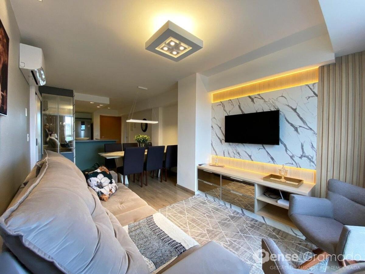 Apartamento 2 Suites - 650M Da Rua Coberta Gramado Exterior foto