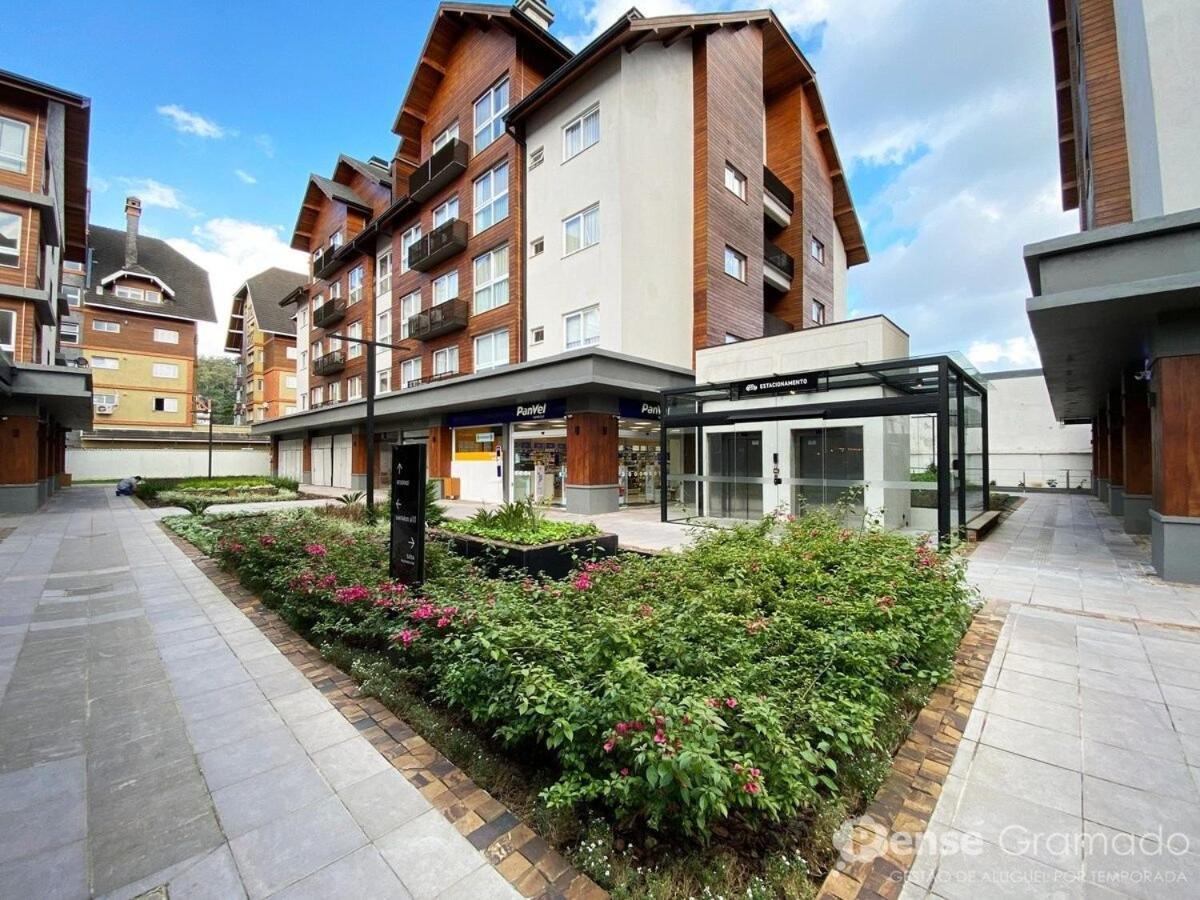 Apartamento 2 Suites - 650M Da Rua Coberta Gramado Exterior foto