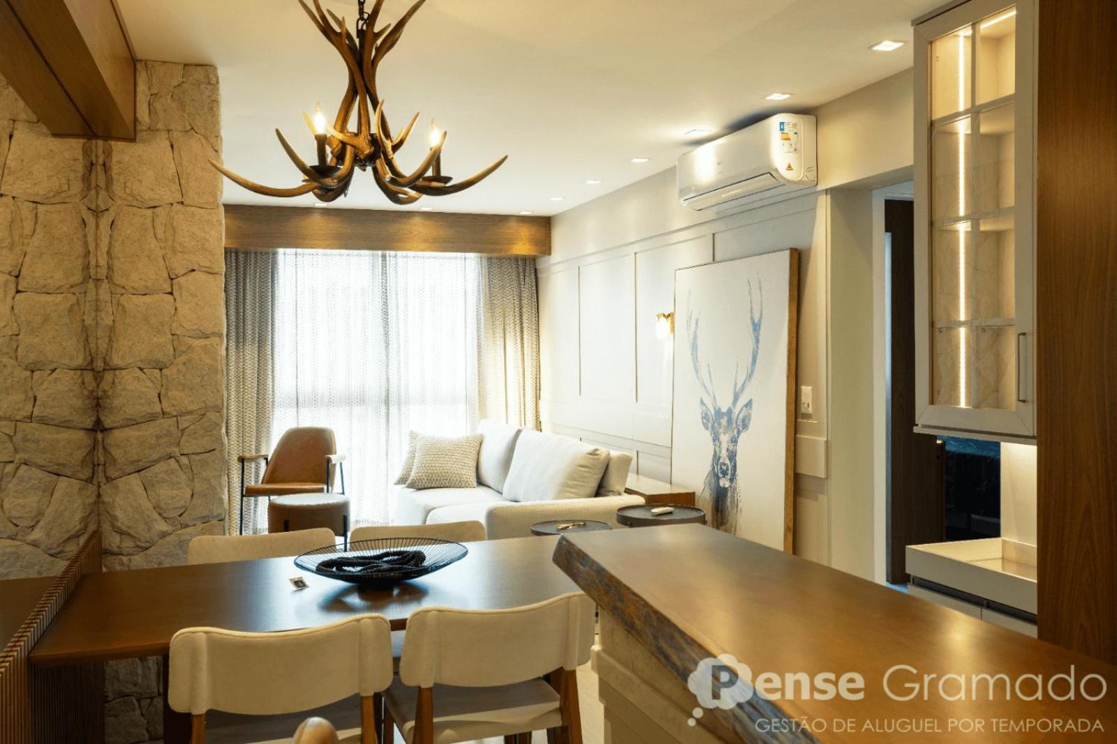 Apartamento 2 Suites - 650M Da Rua Coberta Gramado Exterior foto